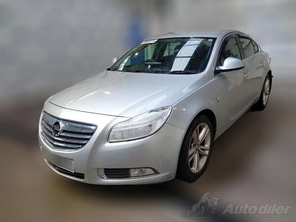 U djelovima Opel - Insignia