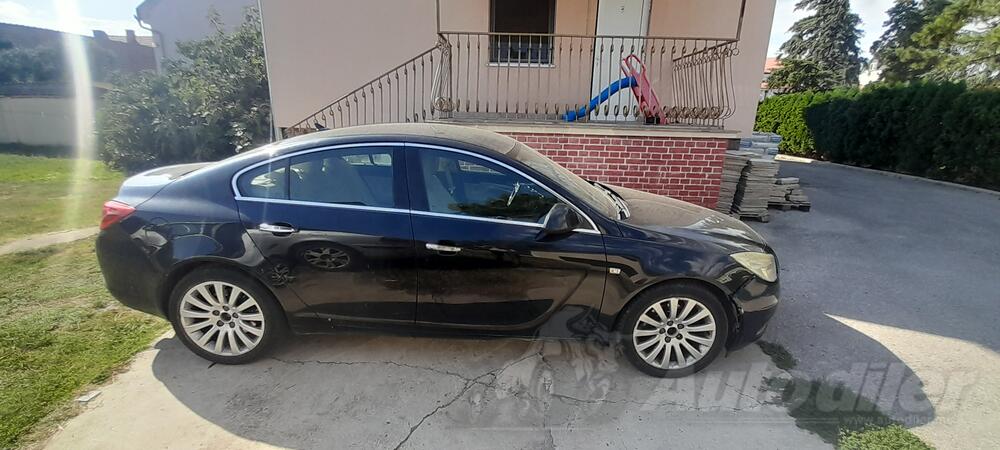 Opel - Insignia - 2.0