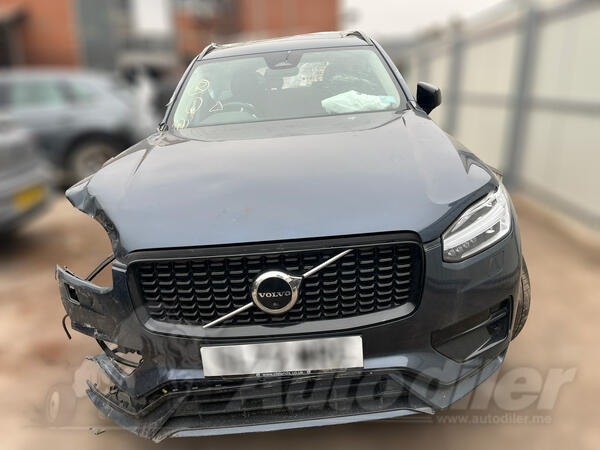 U djelovima Volvo - XC 90