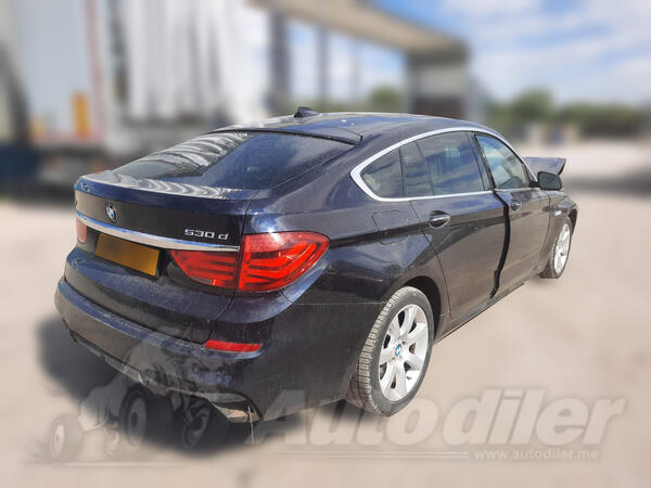U djelovima BMW - 520
