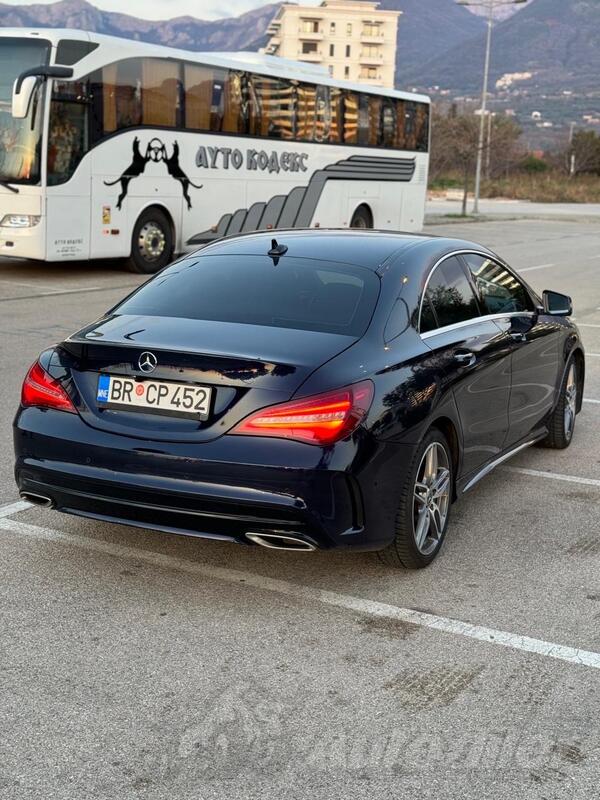 Mercedes Benz - CLA 180 - 1.5