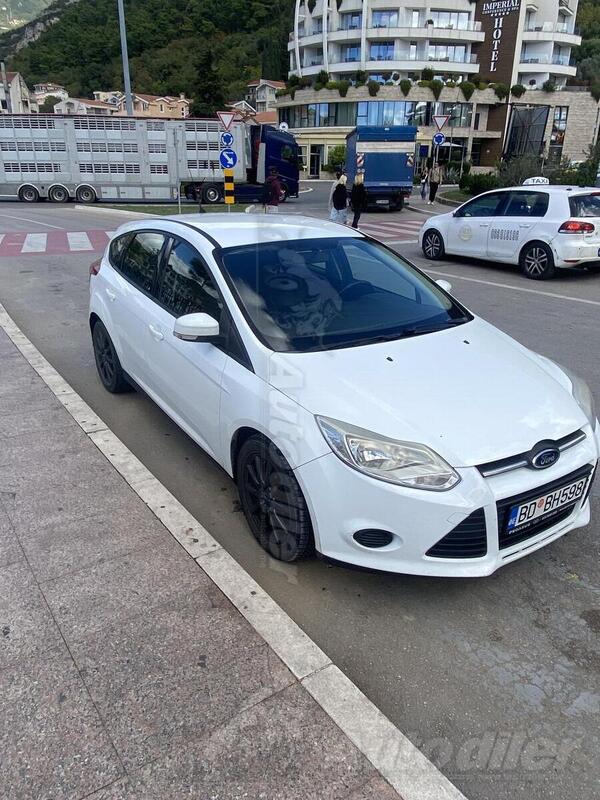 Ford - Focus - 1.0 EcoBoost 5DR