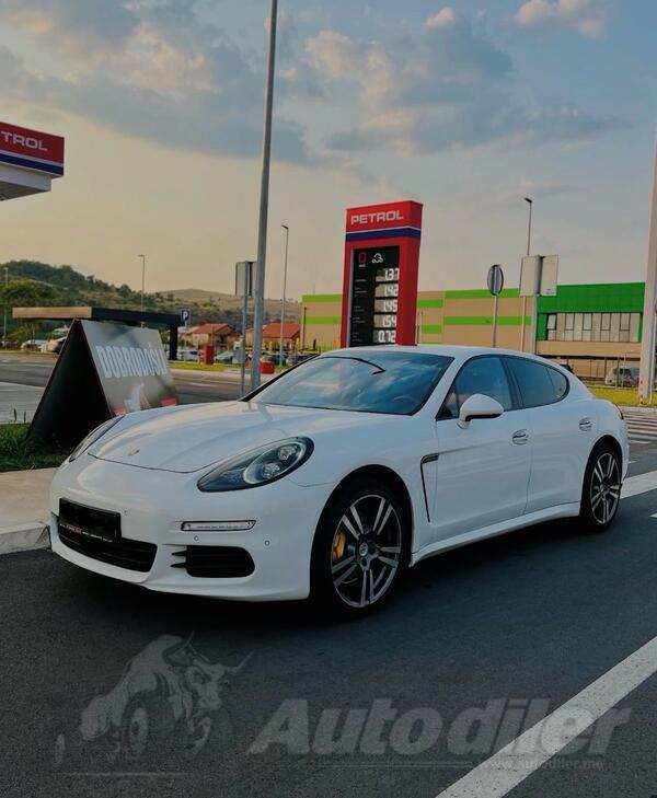 Porsche - Panamera - 3.0 disel