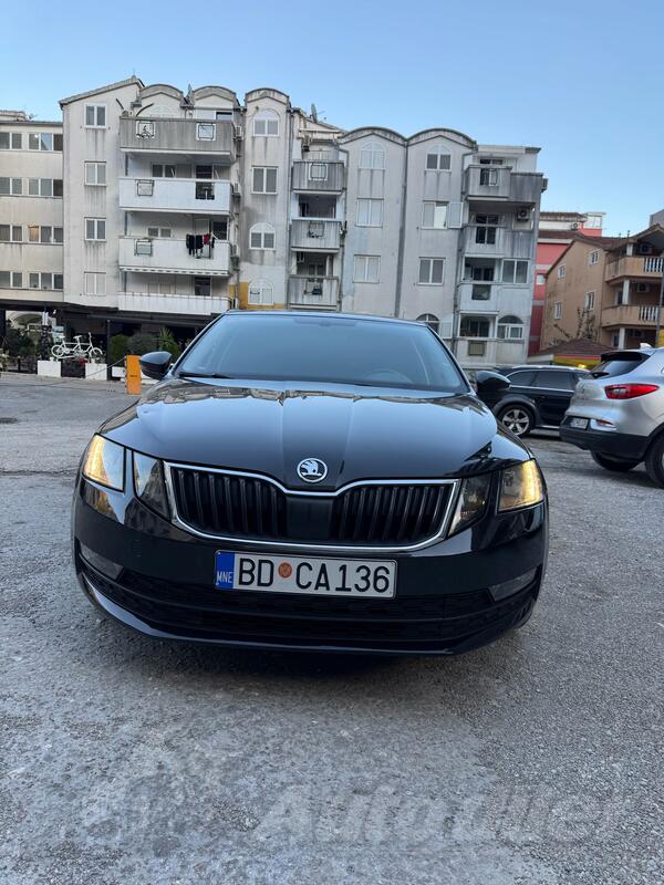 Škoda - Octavia - 1.6
