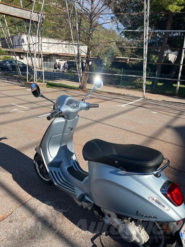 Piaggio - Vespa Primavera S