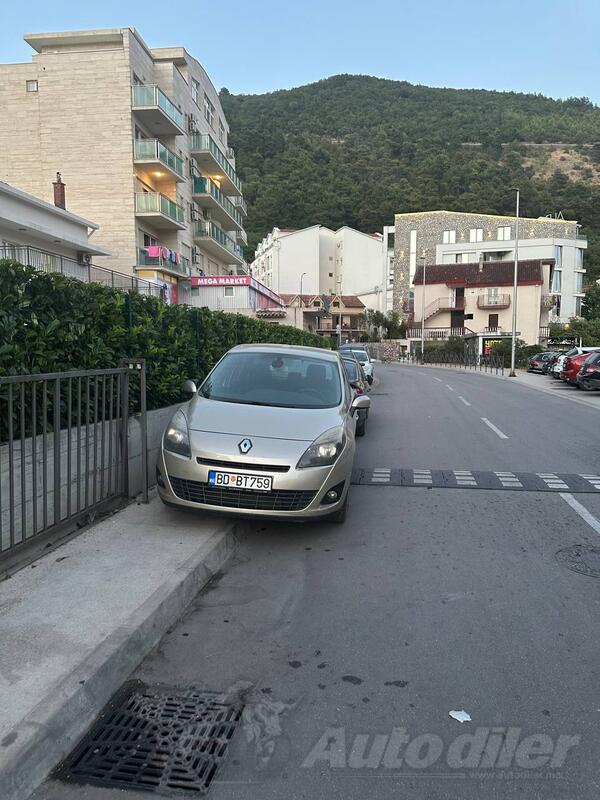 Renault - Grand Scenic - 1.5 dci