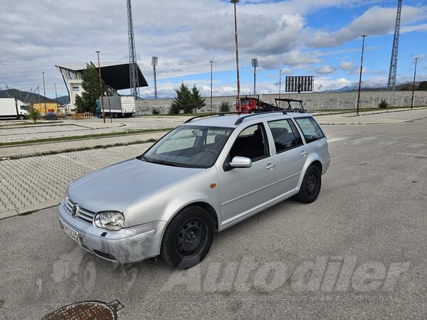 Volkswagen - Golf 4 - 1.6 8v