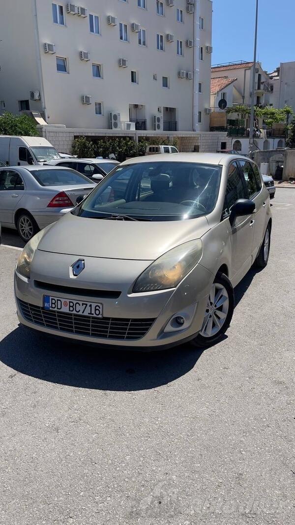 Renault - Grand Scenic - 2.0
