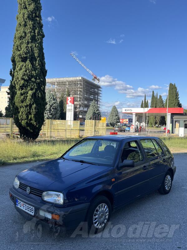 Volkswagen - Golf 3 - 1.6