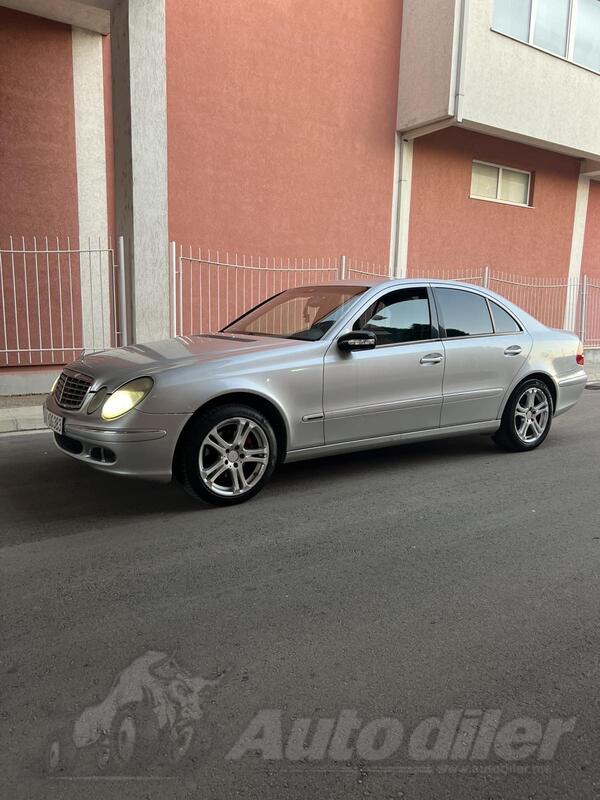 Mercedes Benz - E 220 - 2.2