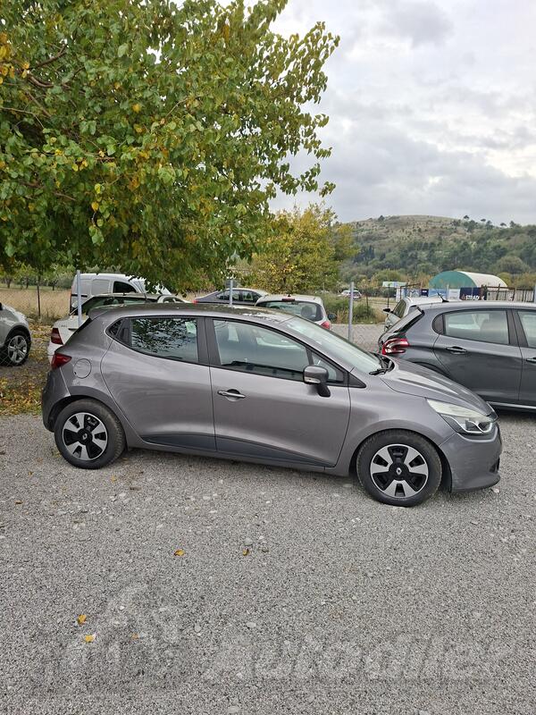 Renault - Clio - 1.5 dci