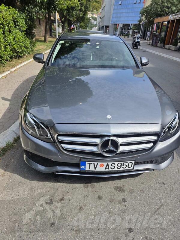 Mercedes Benz - E 200 - 2.0 cdi