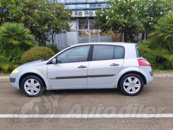 Renault - Megane - 1,6 benzin