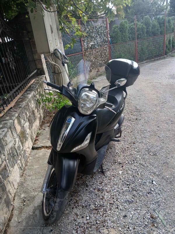 Piaggio -  BEVERLY 300 POLICE