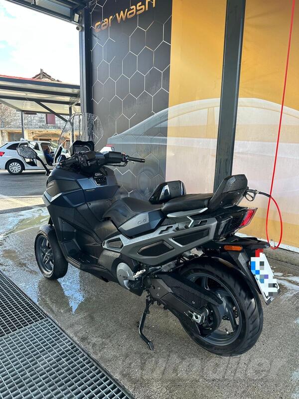 Kymco - CV3 550