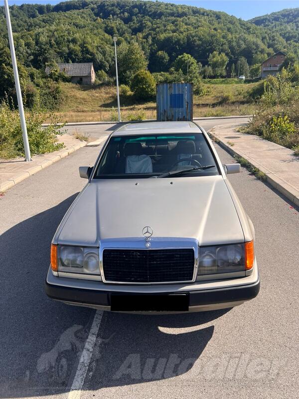 Mercedes Benz - E 250 - 250D