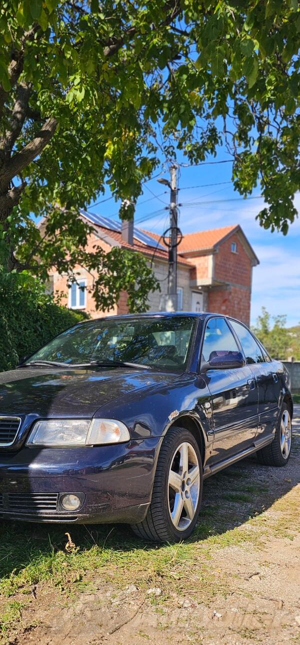 Audi - A4 - 1.8