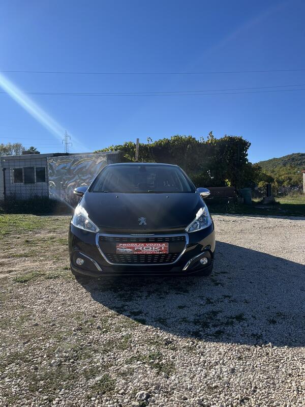 Peugeot - 208 - 1.2 i.AUTOMATIK