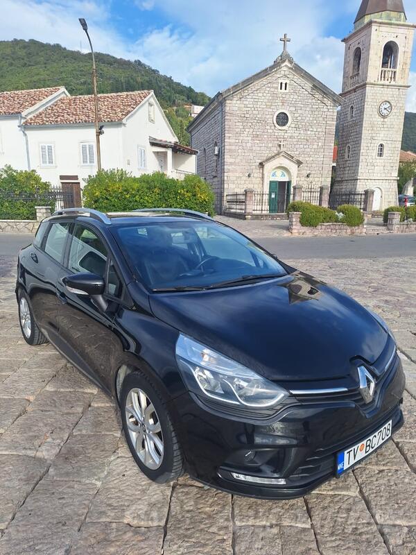 Renault - Clio - 1.5 DCI
