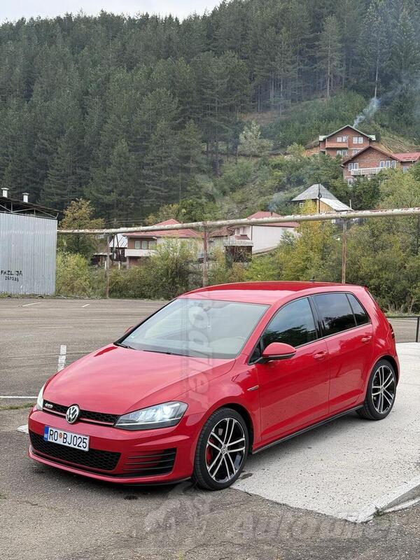 Volkswagen - Golf 7 - 2.0