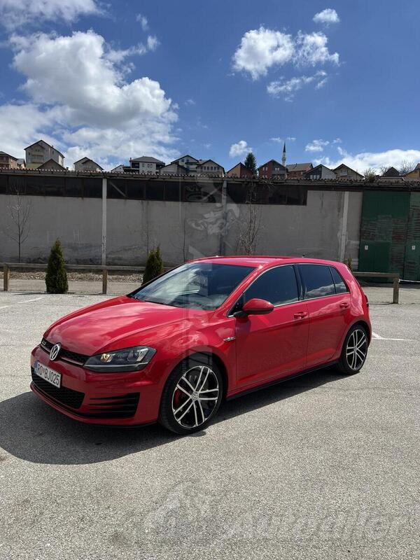 Volkswagen - Golf 7 - 2.0