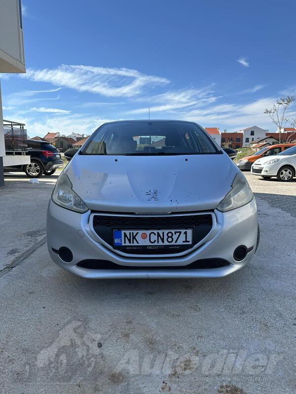 Peugeot - 208 - 1.4 HDI