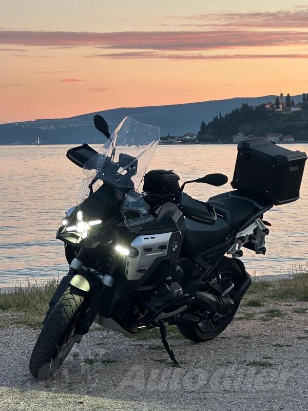 BMW - gs1300 adventure