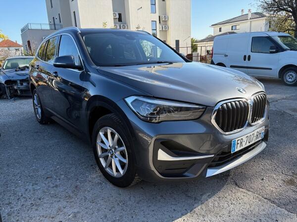 BMW - X1 -  automatik