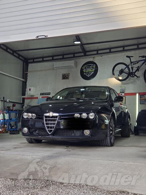 Alfa Romeo - 159 - 1.9 JTDm