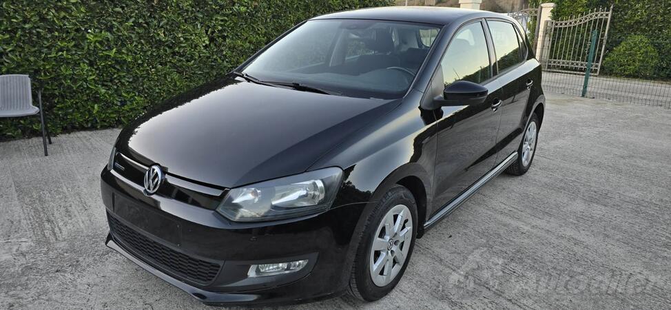 Volkswagen - Polo