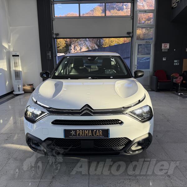 Citroen - C4 - 1.5HDI Shine Automatic