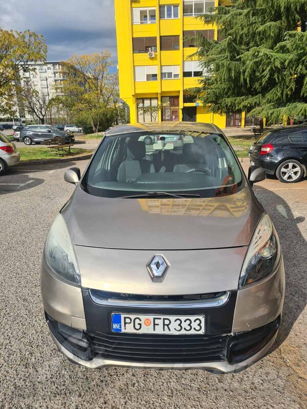 Renault - Scenic - 1,5 DCI