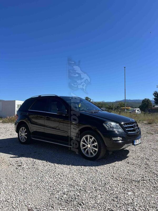 Mercedes Benz - ML 300 - 3.0
