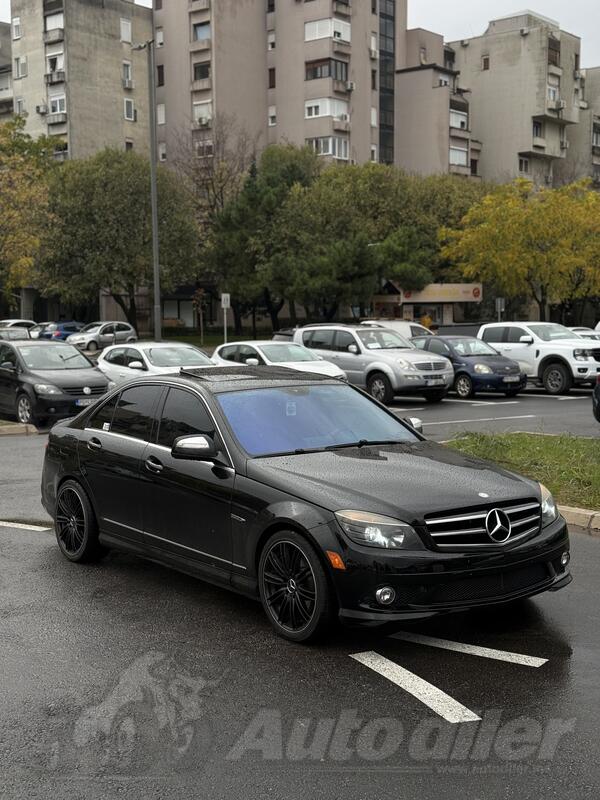 Mercedes Benz - C 300 - 3.0benz