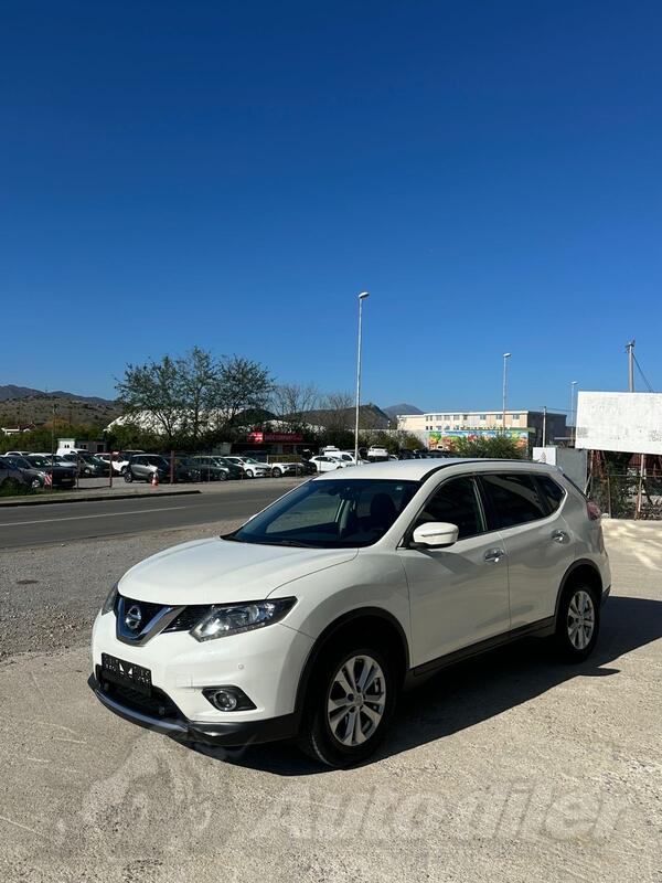 Nissan - X-Trail - 1.6