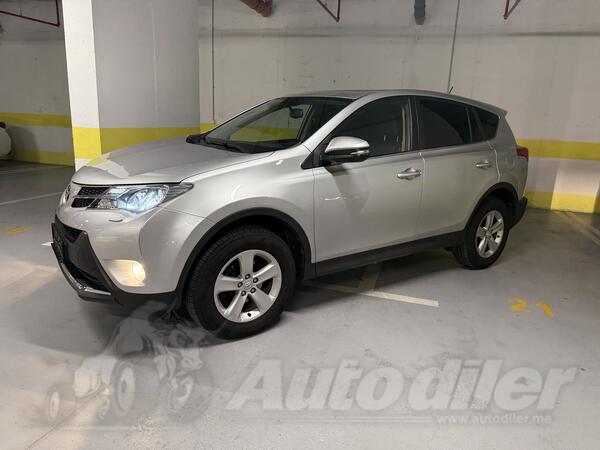 Toyota - RAV 4 - D4D AWD