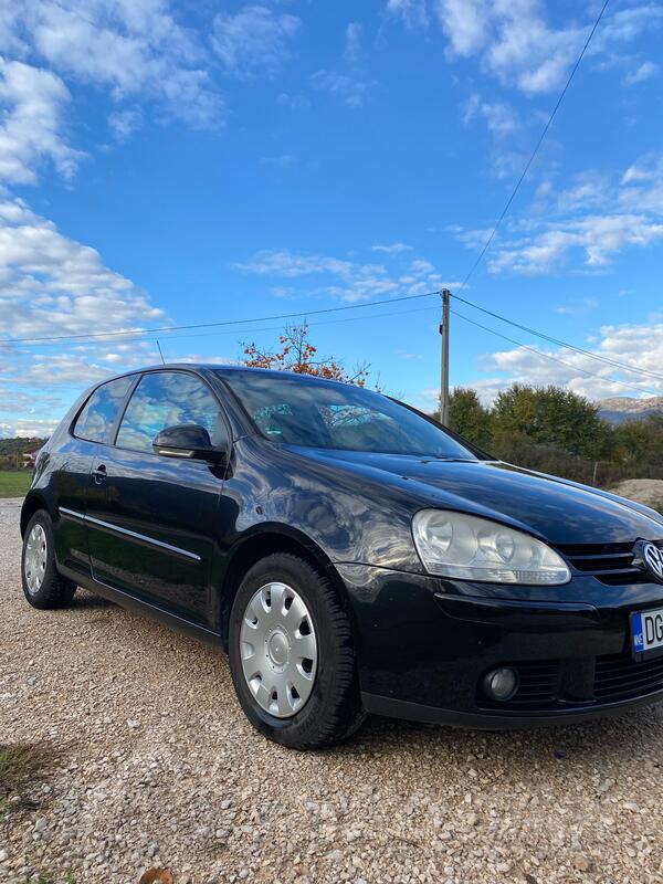 Volkswagen - Golf 5 - 1.9 TDI