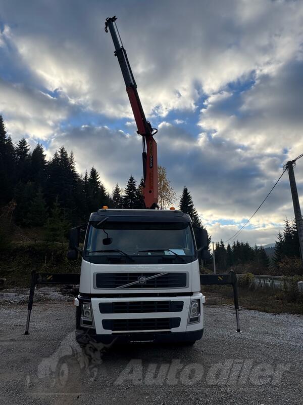 Volvo - FM 330