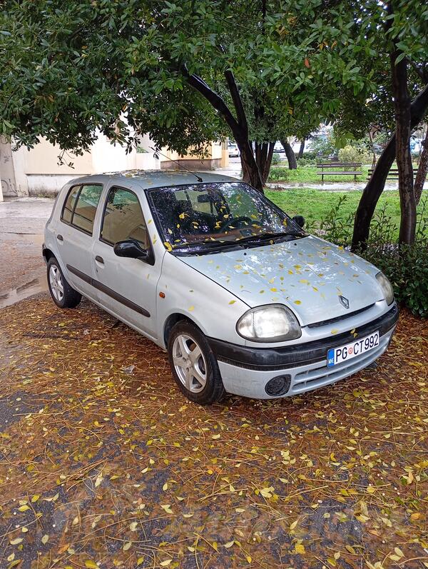 Renault - Clio - 1.2 8 V