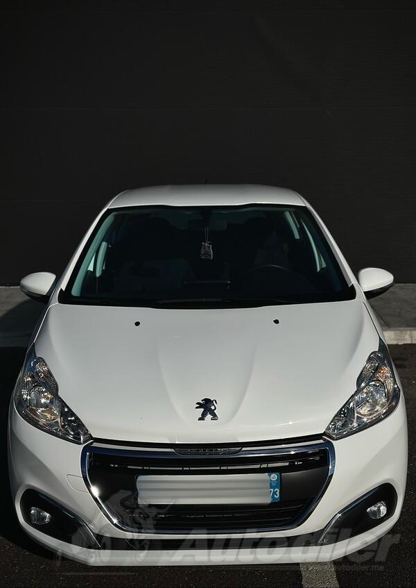 Peugeot - 208 - 1.6HDI