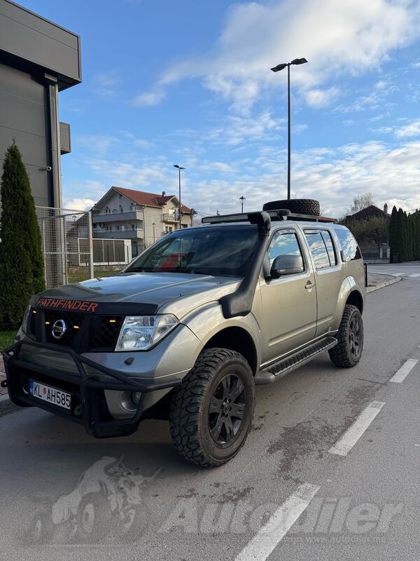 Nissan - Pathfinder - 2.5DCi
