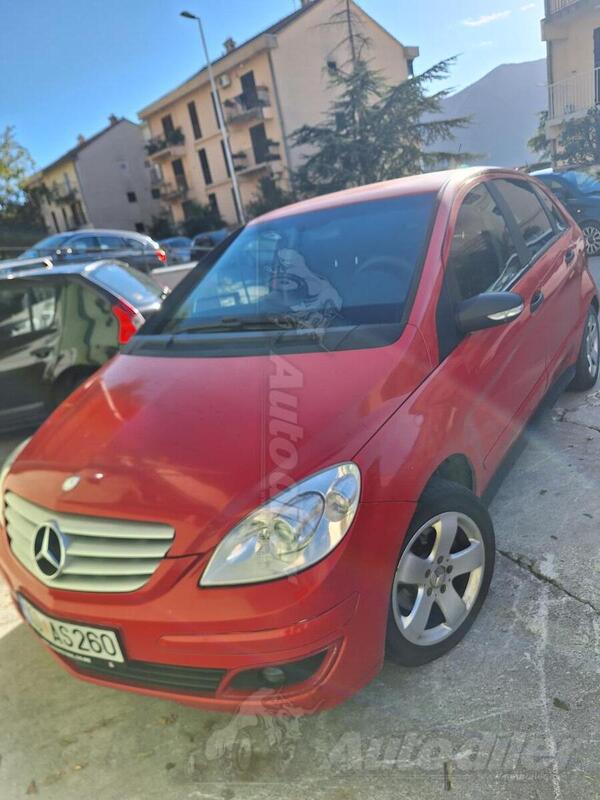 Mercedes Benz - B 180 - 2.0