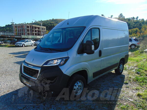 Peugeot - BOXER