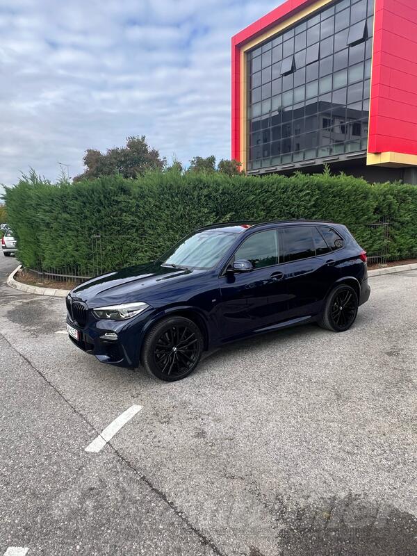 BMW - X5 M50 - M50D