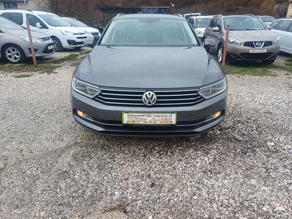 Volkswagen - Passat - 1.6 tdi 88 kw DSG