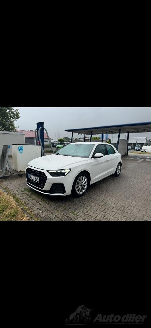 Audi - A1 - 1.0 tfsi