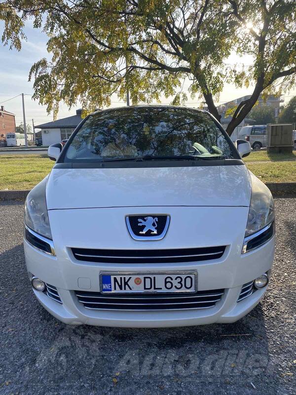 Peugeot - 5008 - 1.6 HDI
