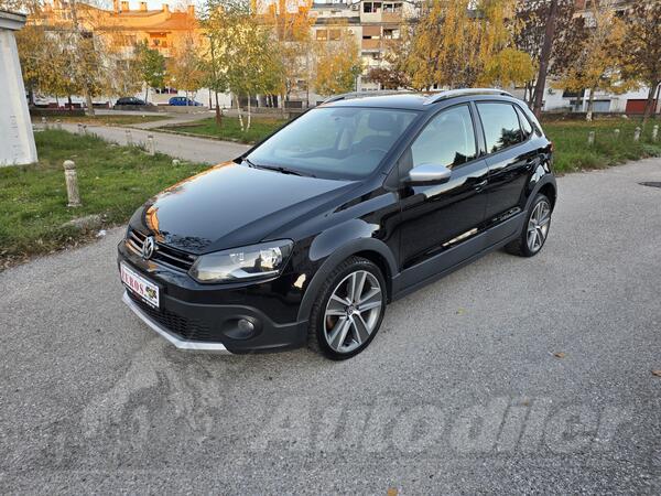 Volkswagen - Polo Cross - 1,6 TDI CROSS 77 KW