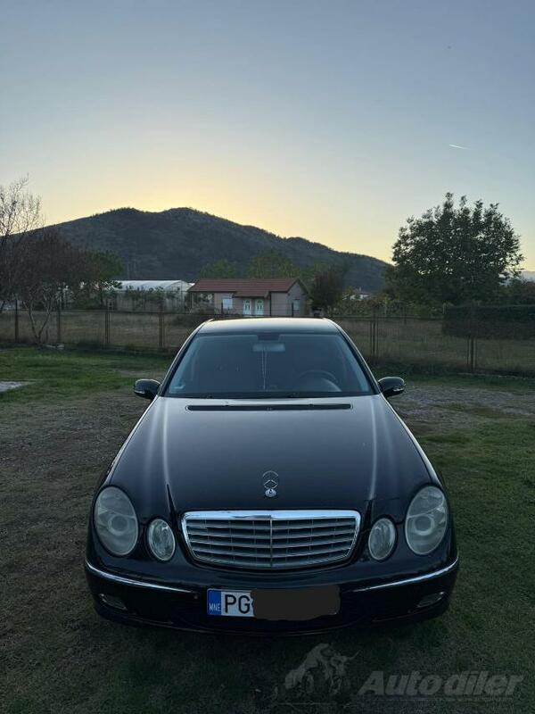 Mercedes Benz - E 220 - cdi