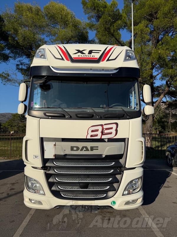 DAF - XF
